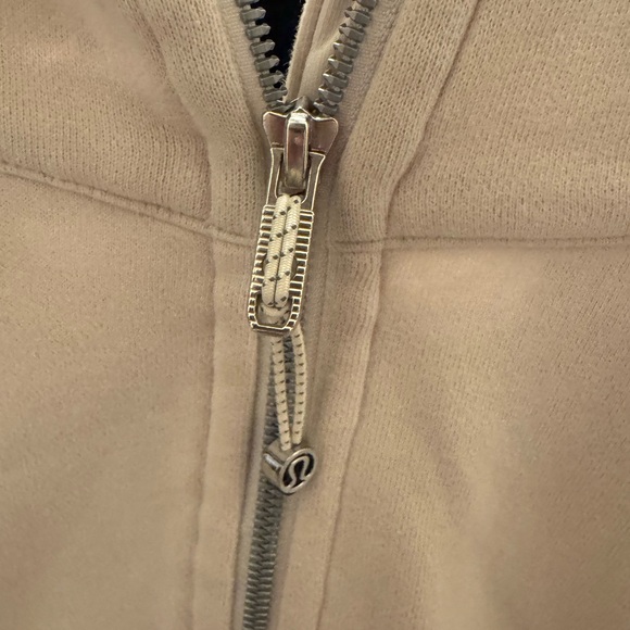 Lululemon Scuba Half-Zip Hoodie - Picture 2 of 4